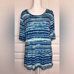 LuLaRoe Boyfriend Tee Size Small